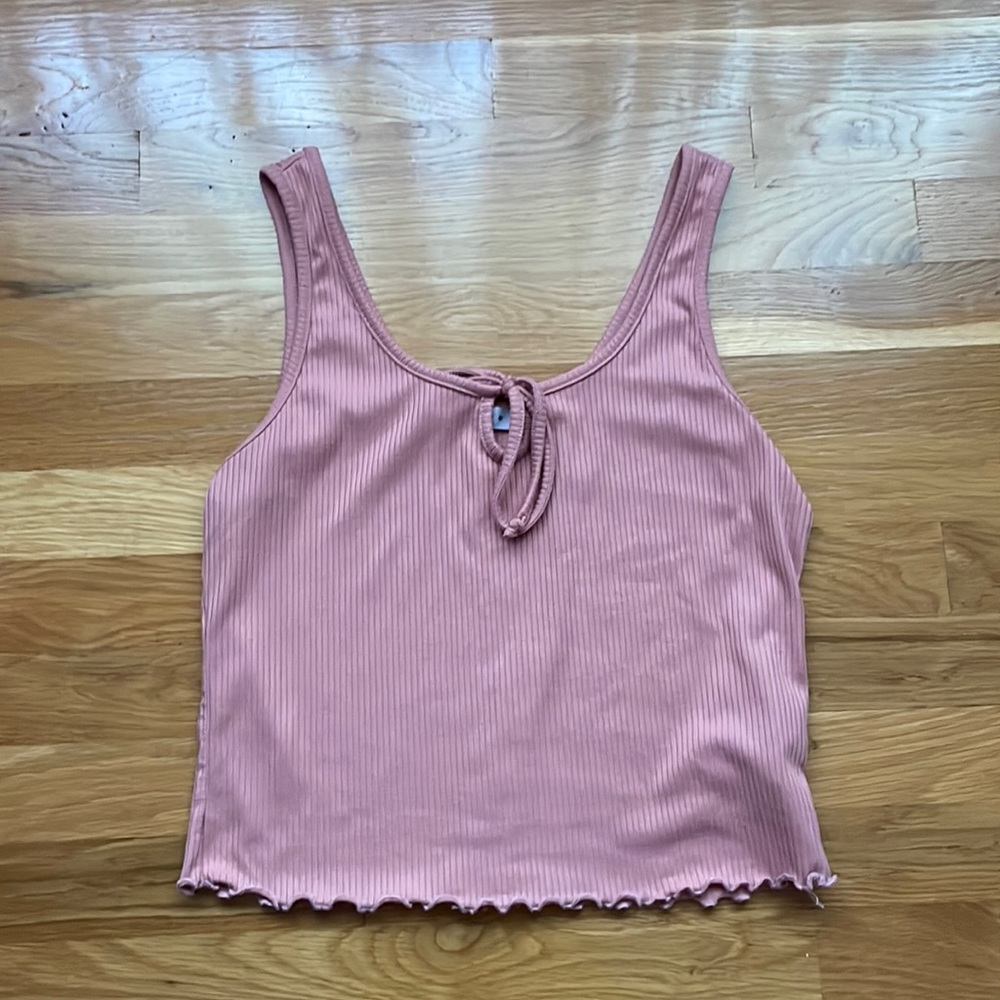 light pink tank crop top